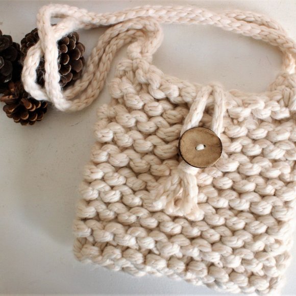 Handknit Tote Bag, Extra Chunky Ivory Yarn Knit, Vintage Wooden Button - Picture 1 of 12